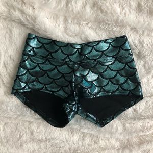 Blackmilk Mermaid Shorts ~ Size small